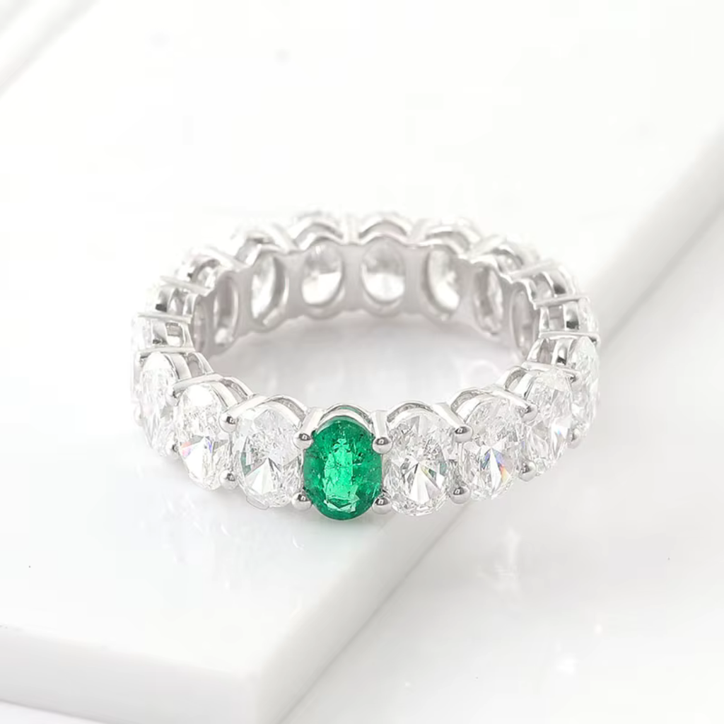 14k White Gold with 0.6ct Oval Shape Lab Emerald Moissanite - GRA & GRC Certified