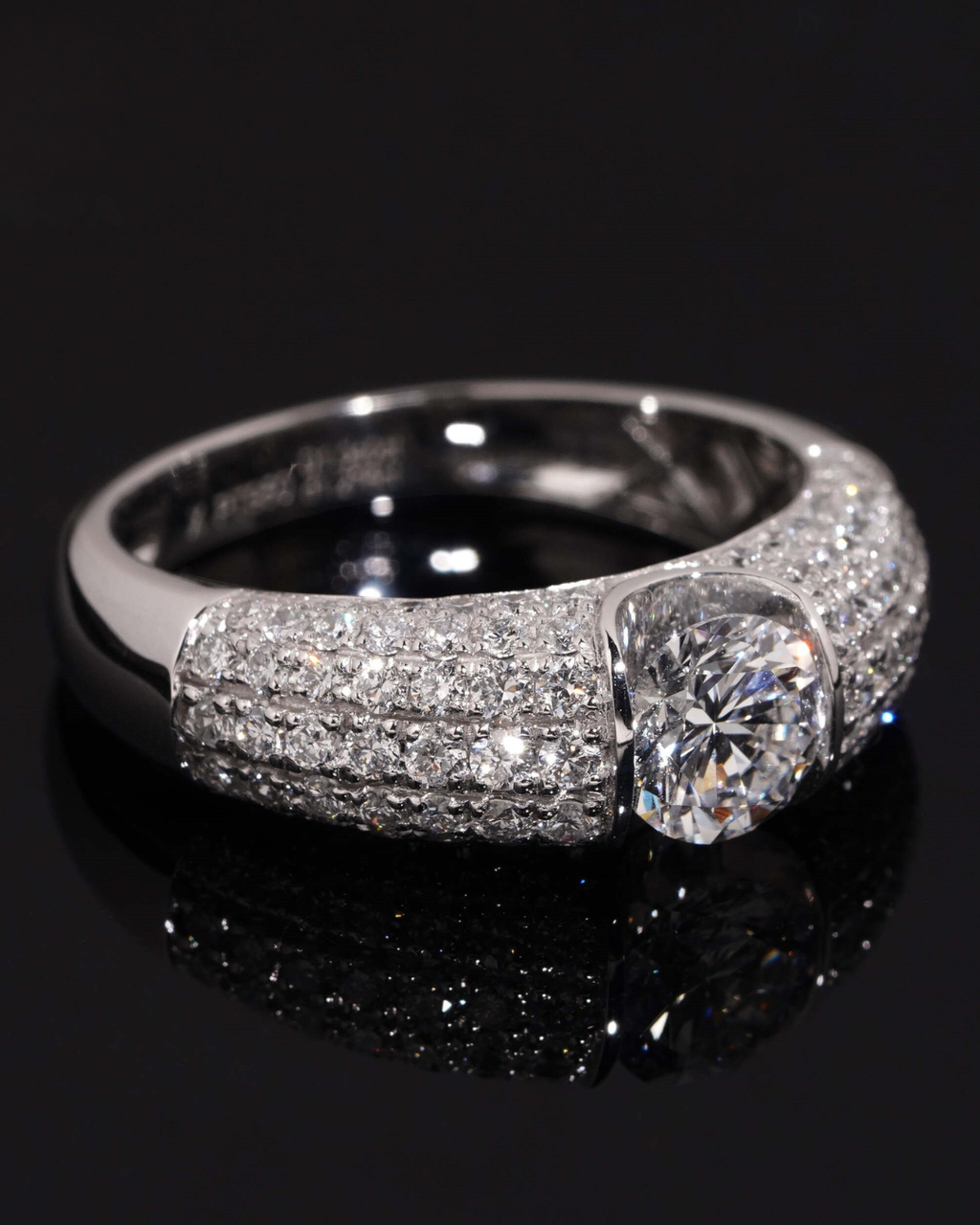 Clean Design, Lasting Brilliance - IGI Certified