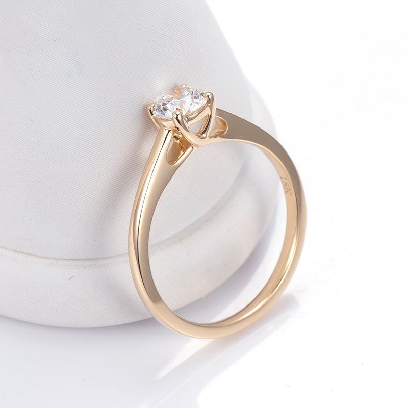 18k Yellow Gold Solitaire Diamond Ring - IGI Certified