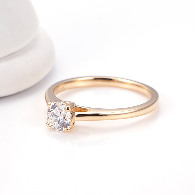 18k Yellow Gold Solitaire Diamond Ring - IGI Certified
