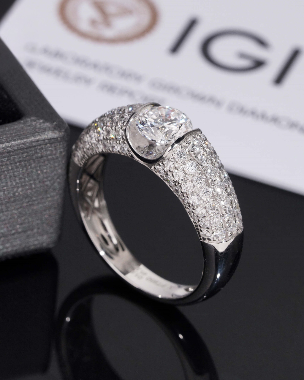 Clean Design, Lasting Brilliance - IGI Certified