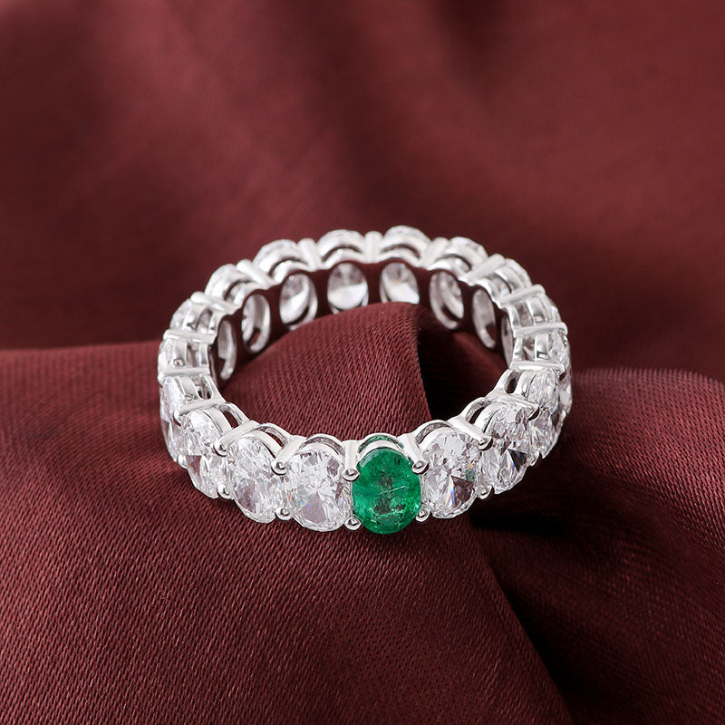 14k White Gold with 0.6ct Oval Shape Lab Emerald Moissanite - GRA & GRC Certified