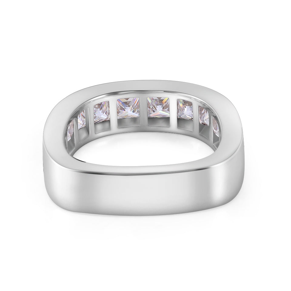 A Wedding Band with Modern Strength - GRA Certified