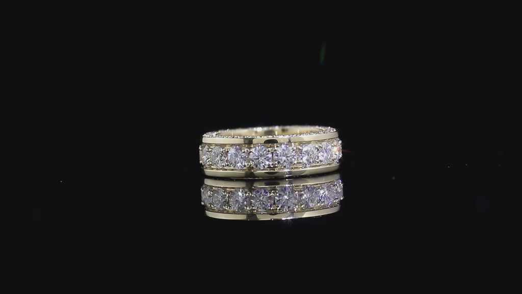 A Wedding Band with Refined Brilliance - GRA Certified